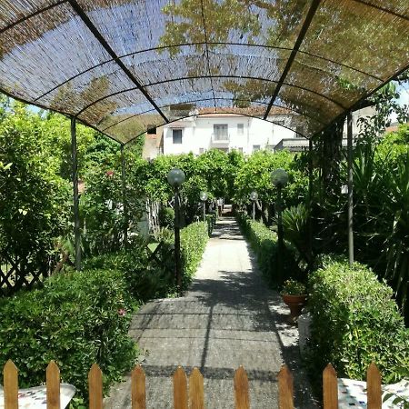 Il Giardino Degli Agrumi Caserta Eksteriør billede