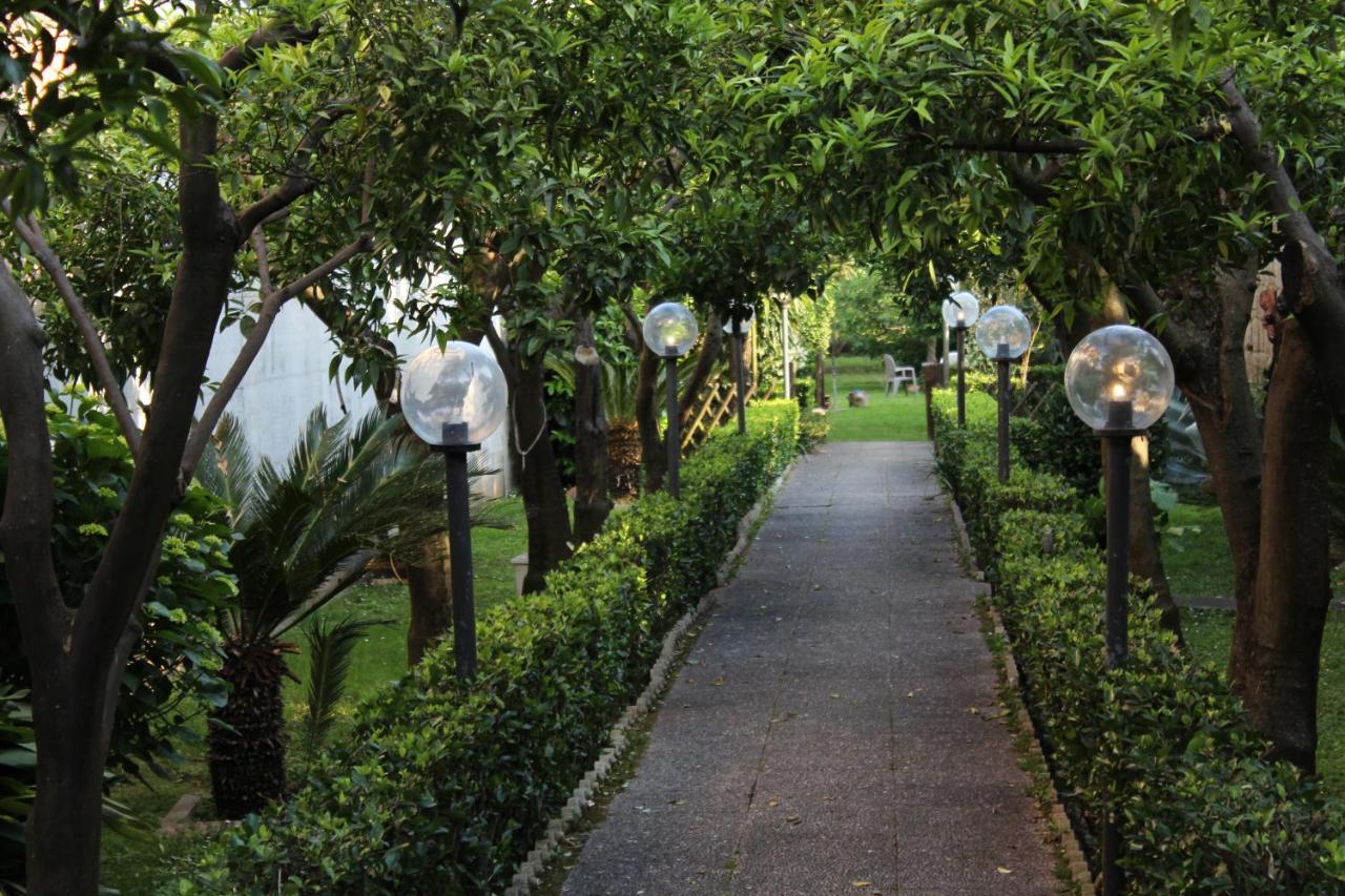 Il Giardino Degli Agrumi Caserta Eksteriør billede